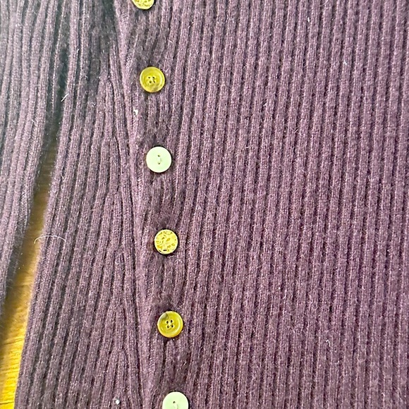 Neiman Marcus EUC cashmere sweater; size L; color aubergine with side buttons - Picture 3 of 4